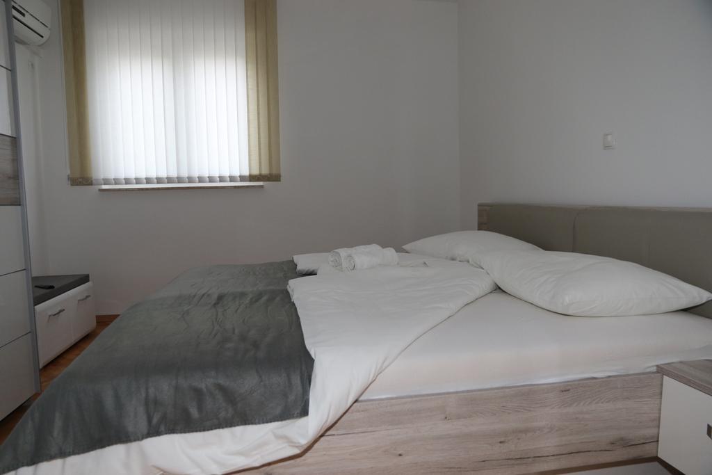 Apartmani Villa Christina Ičići Buitenkant foto