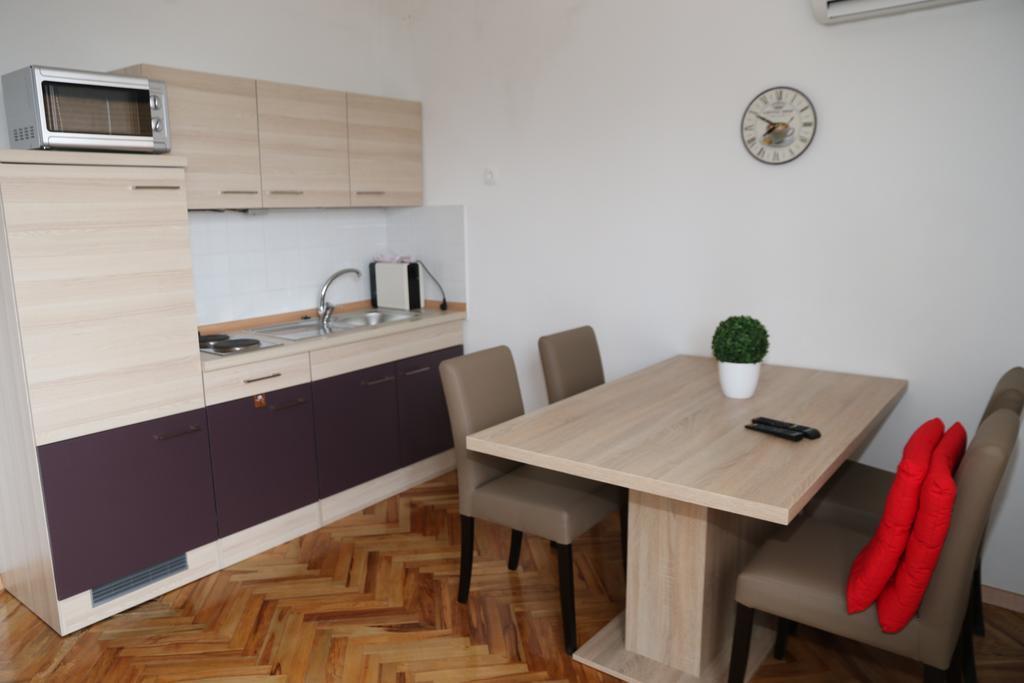 Apartmani Villa Christina Ičići Buitenkant foto