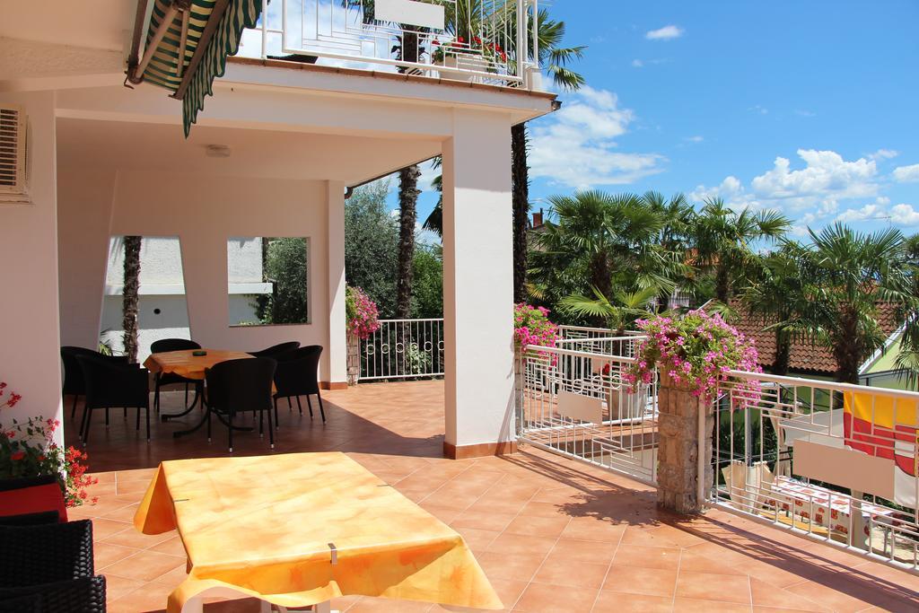 Apartmani Villa Christina Ičići Buitenkant foto